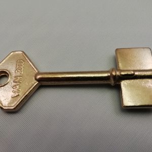 LLave doble paleta Vandos nueva Nº06