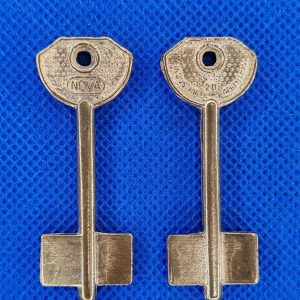 Llave doble paleta Acytra placard nº 20