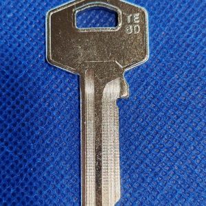 Llave yale Tesa derecha