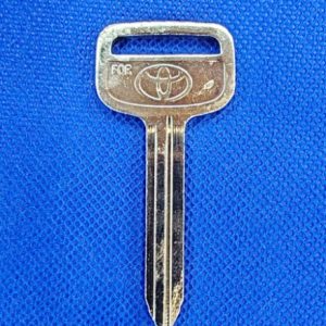 Llave Toyota metálica (NOK-12)